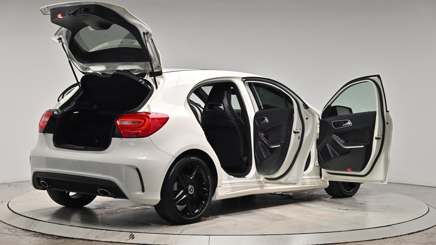 Used Mercedes-Benz A-Class 2013 for sale - 76550375: Photo 69