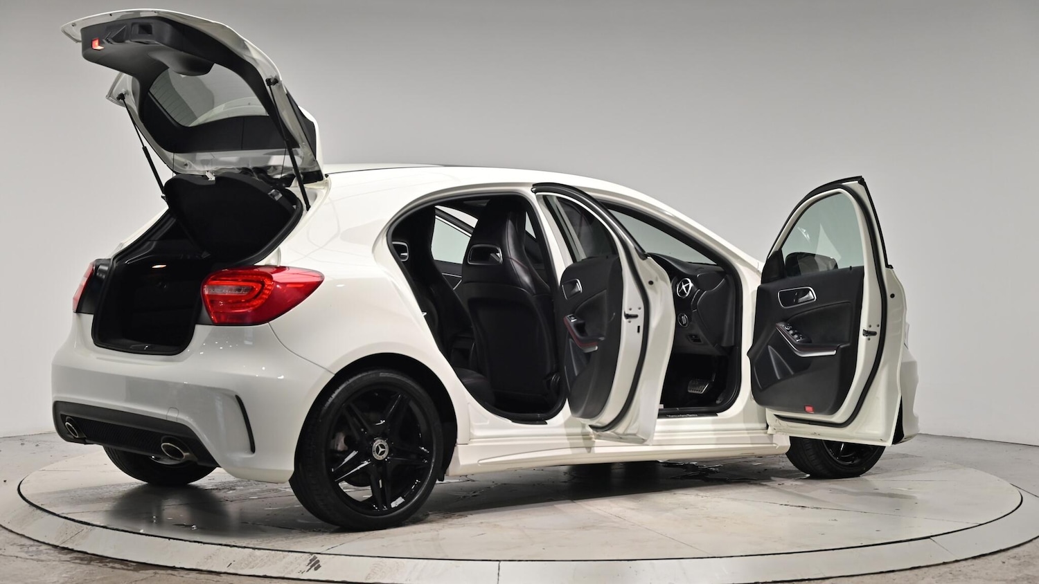 Used Mercedes-Benz A-Class 2013 for sale - 76550375: Photo 70