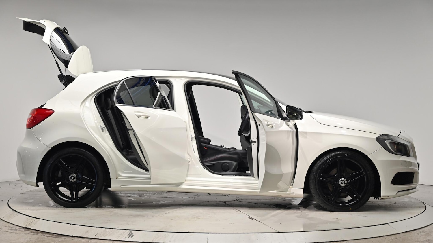 Used Mercedes-Benz A-Class 2013 for sale - 76550375: Photo 74