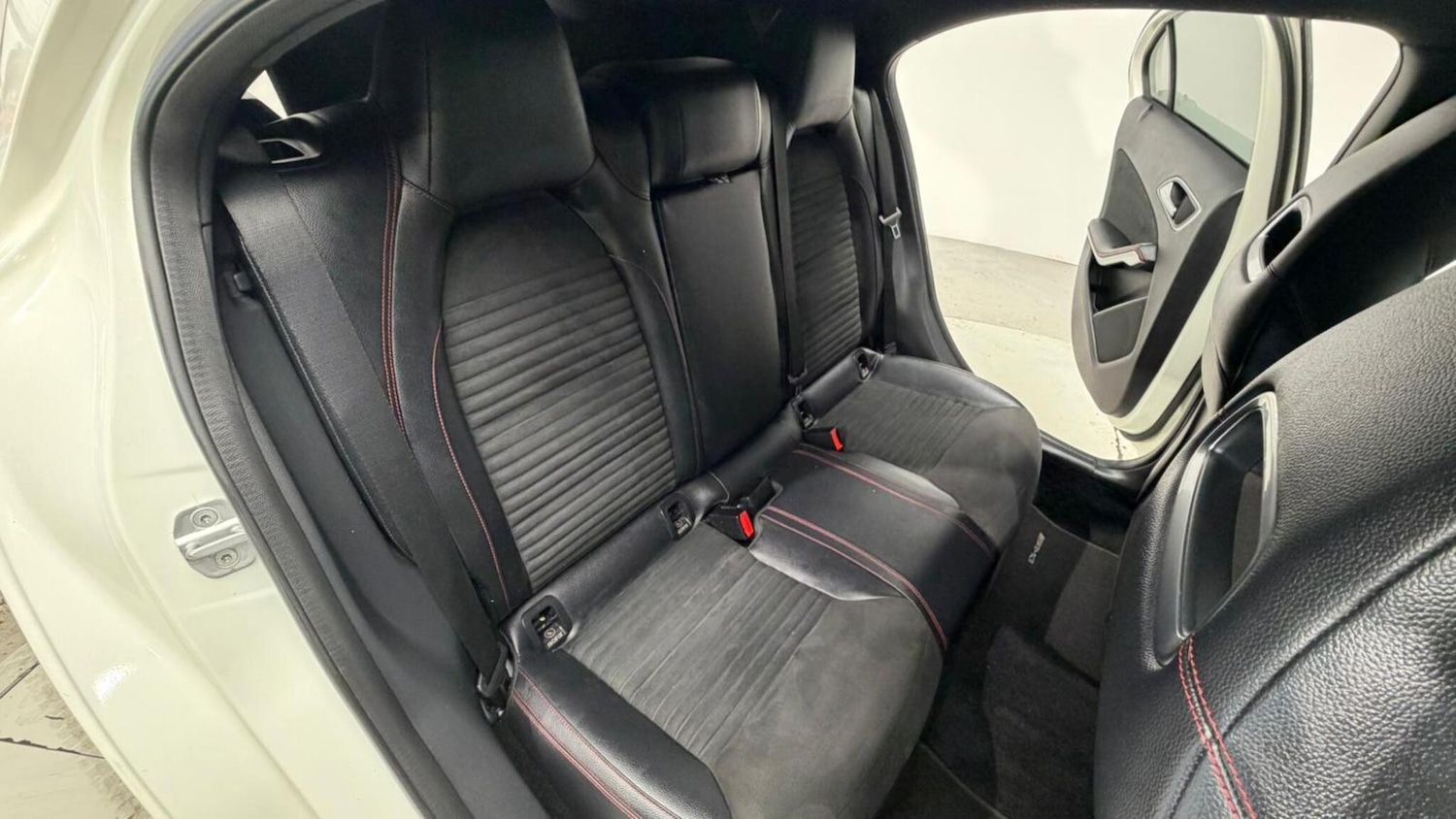 Used Mercedes-Benz A-Class 2013 for sale - 76550375: Photo 84