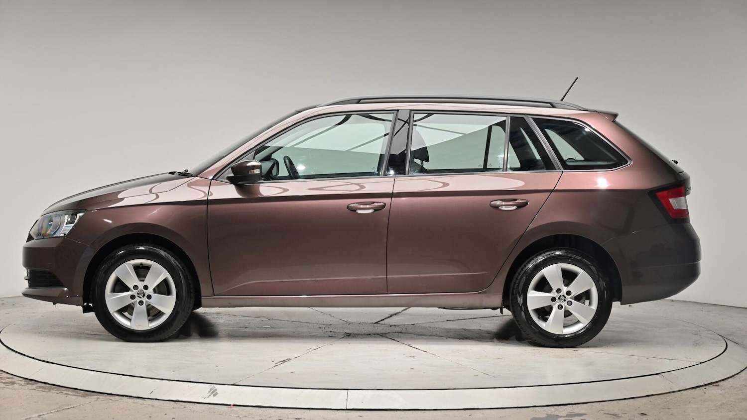 Used Skoda Fabia 2015 for sale - 76239871: Photo 3