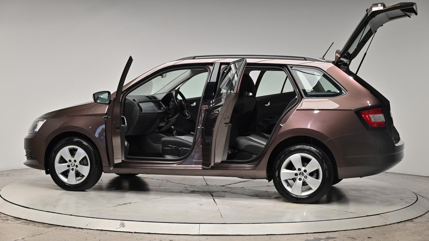 Used Skoda Fabia 2015 for sale - 76239871: Photo 58