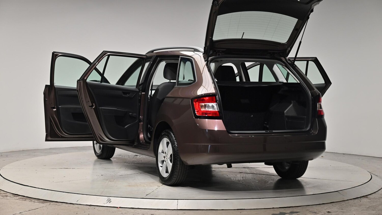 Used Skoda Fabia 2015 for sale - 76239871: Photo 63