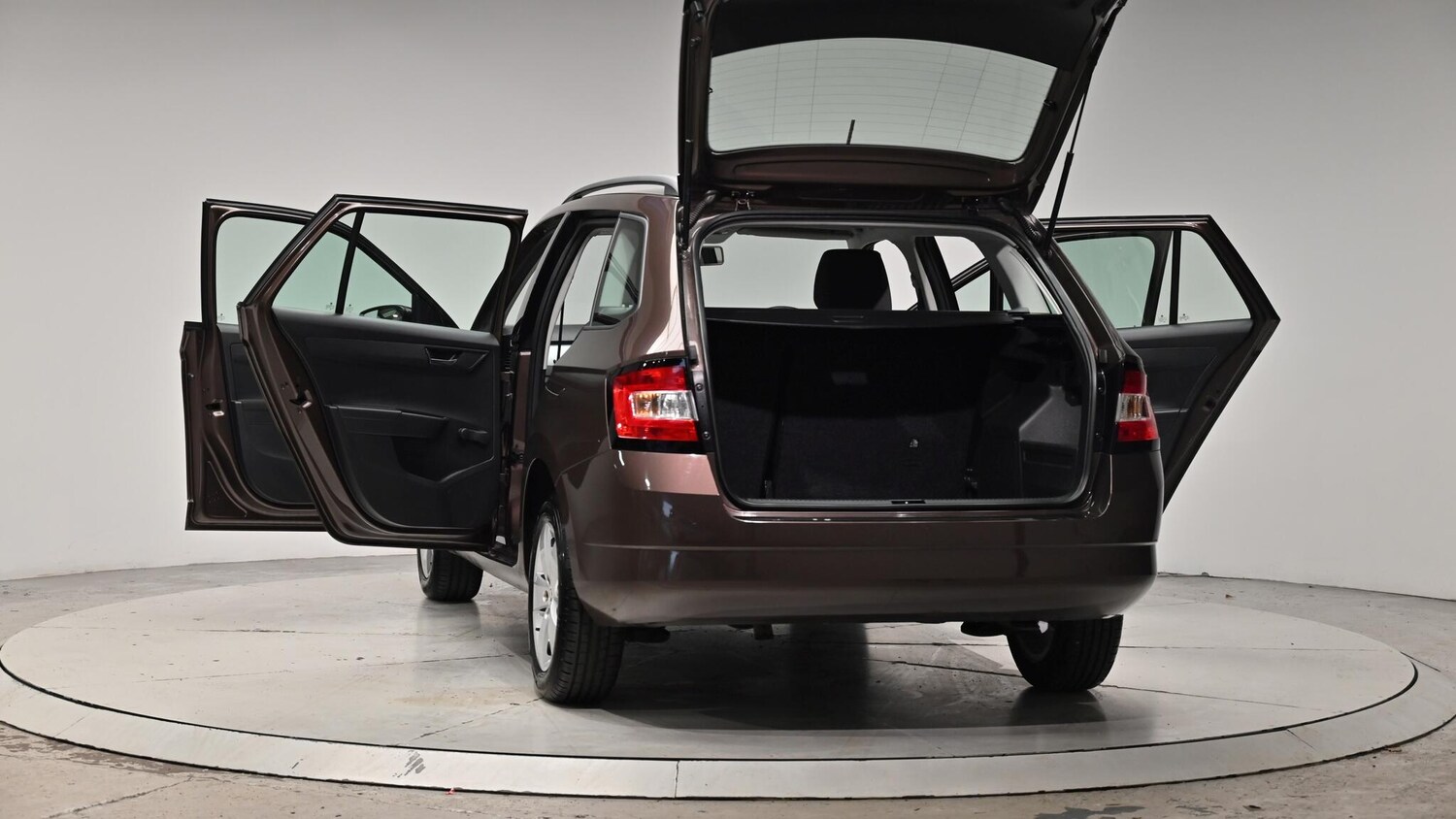 Used Skoda Fabia 2015 for sale - 76239871: Photo 64