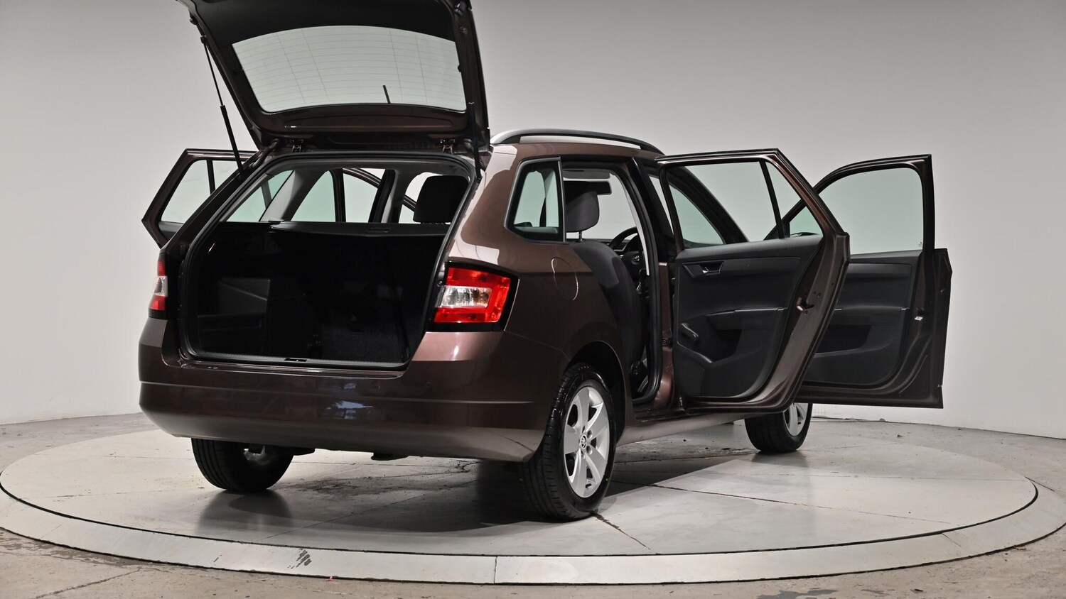 Used Skoda Fabia 2015 for sale - 76239871: Photo 68