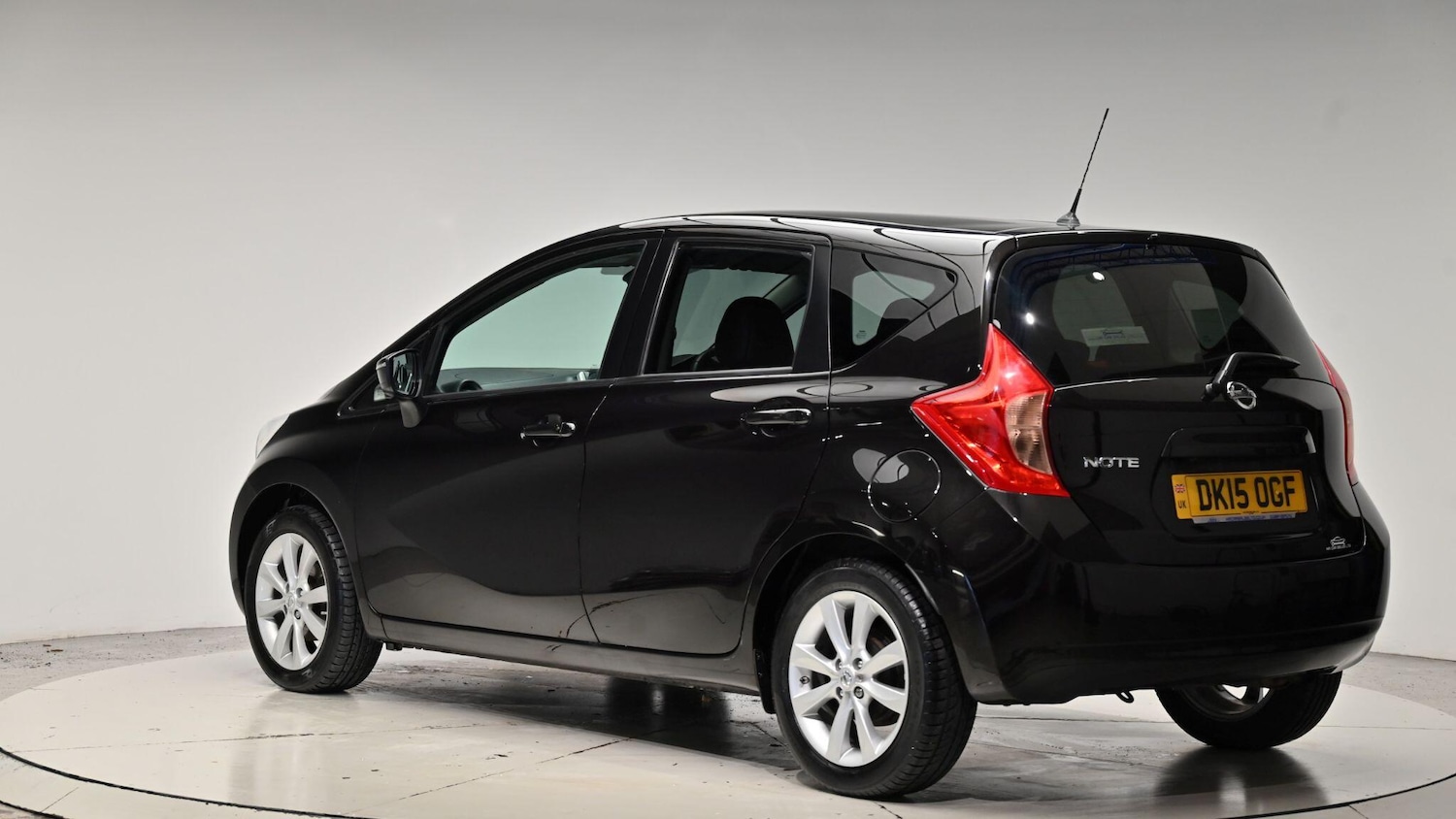 Used Nissan Note 2015 for sale - 76886377: Photo 25