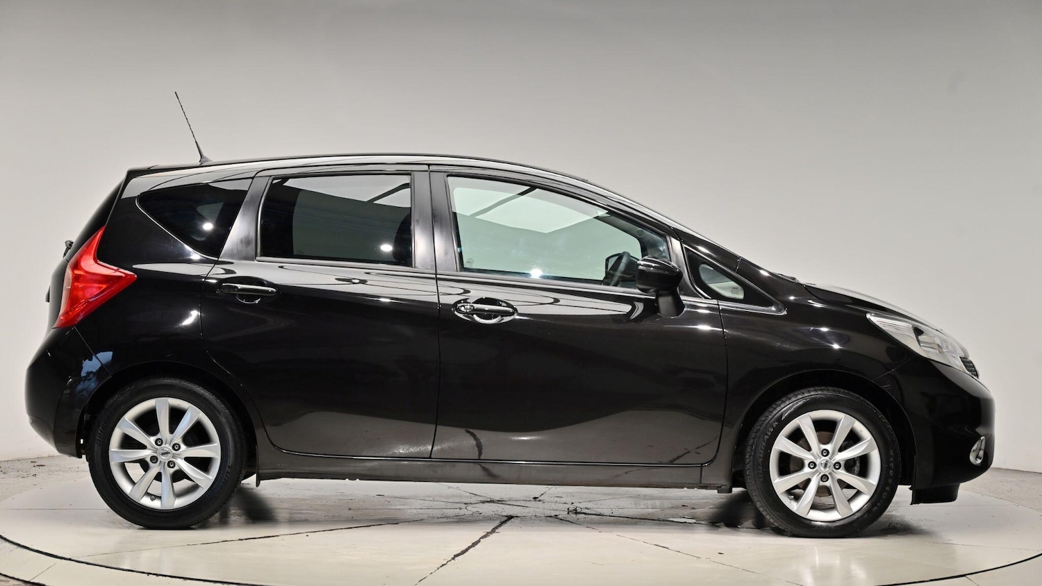 Used Nissan Note 2015 for sale - 76886377: Photo 38