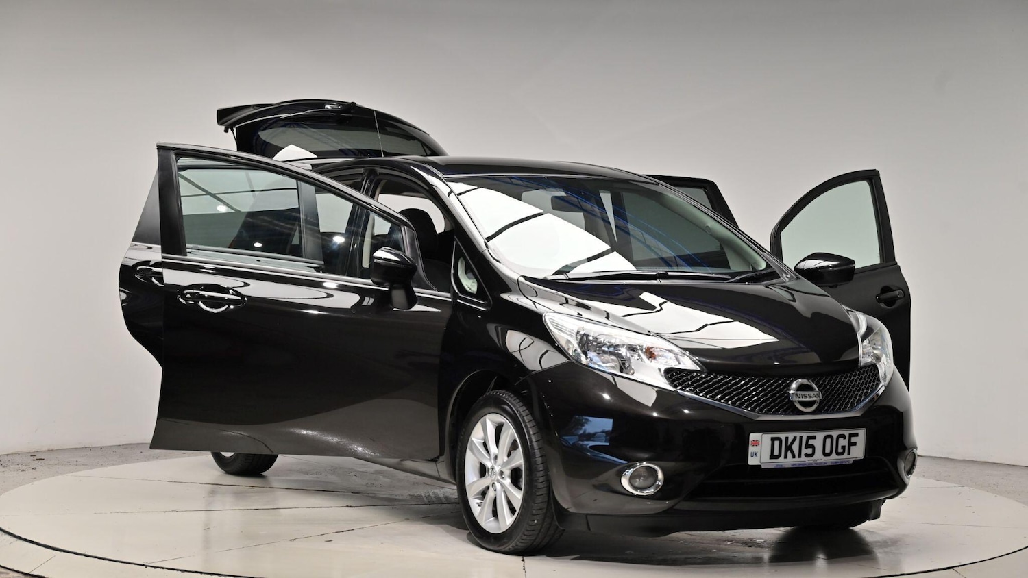 Used Nissan Note 2015 for sale - 76886377: Photo 44