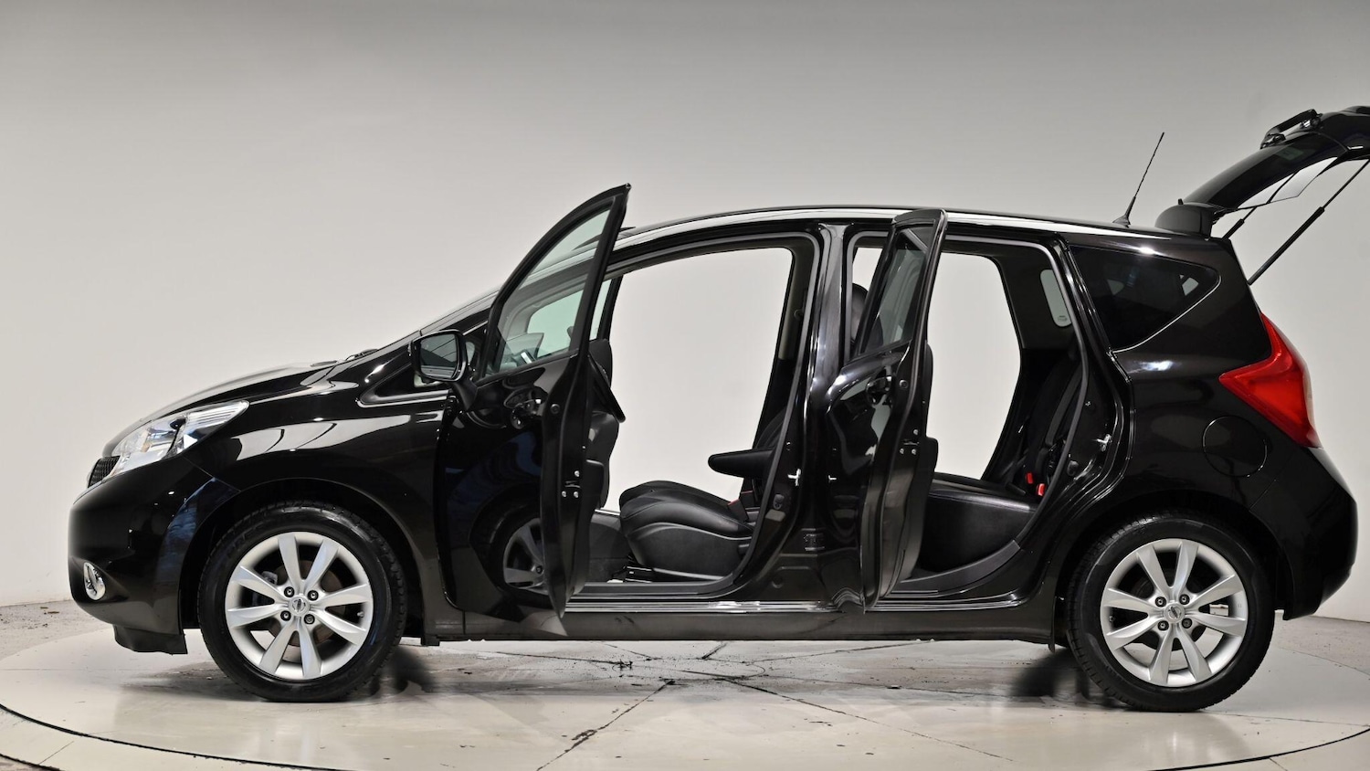 Used Nissan Note 2015 for sale - 76886377: Photo 56