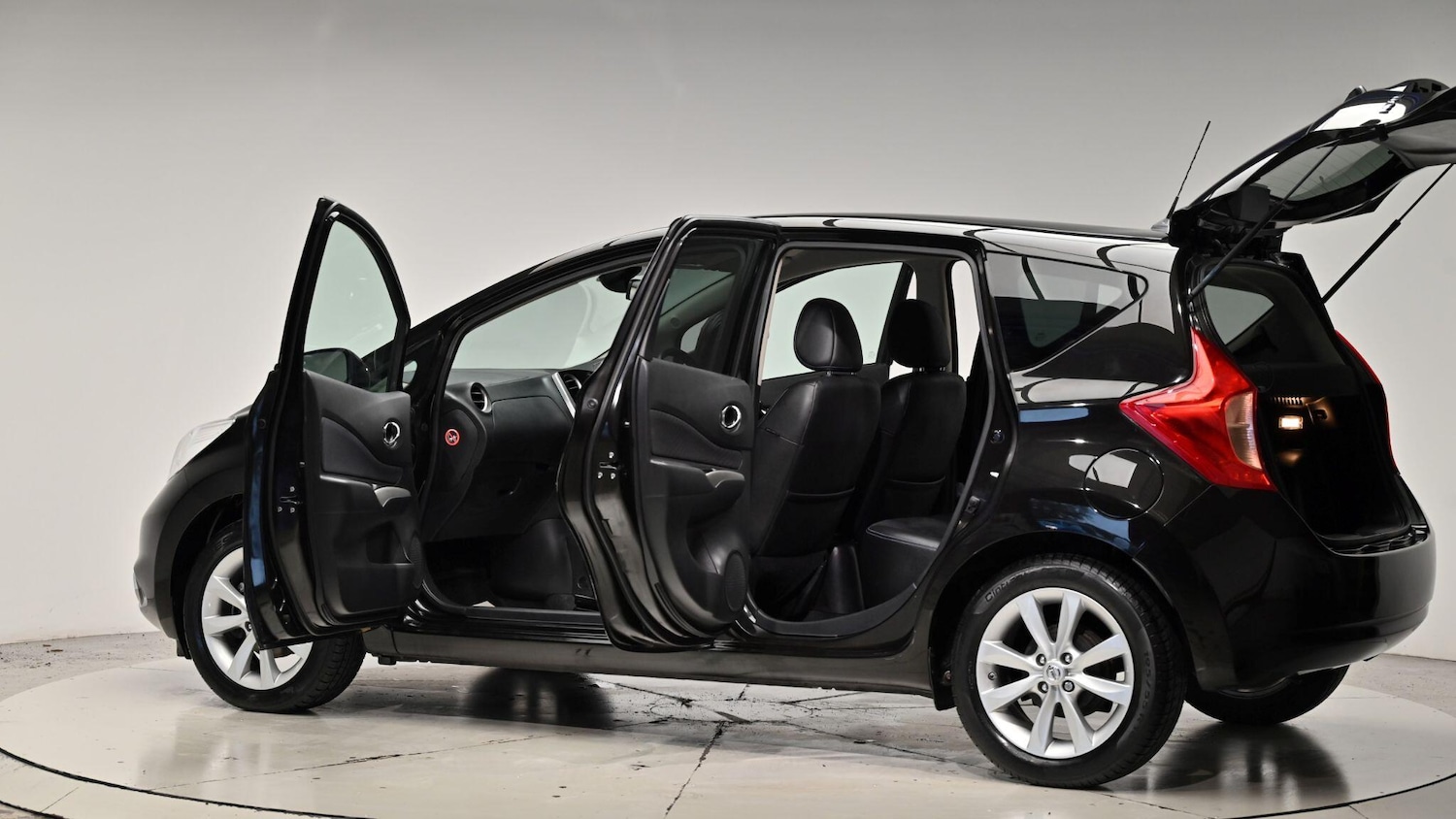 Used Nissan Note 2015 for sale - 76886377: Photo 59