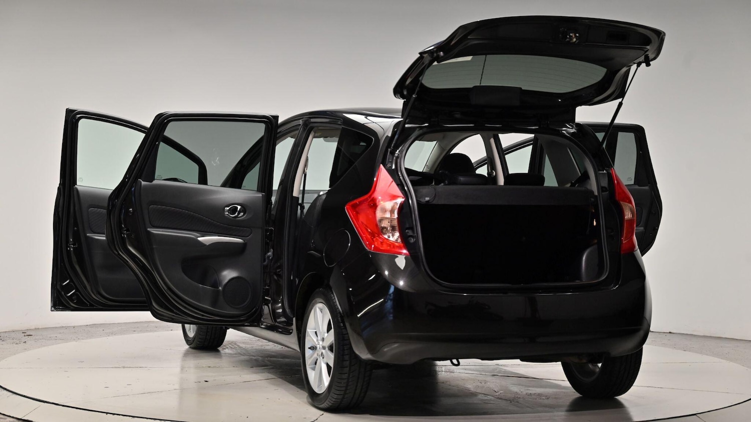 Used Nissan Note 2015 for sale - 76886377: Photo 63