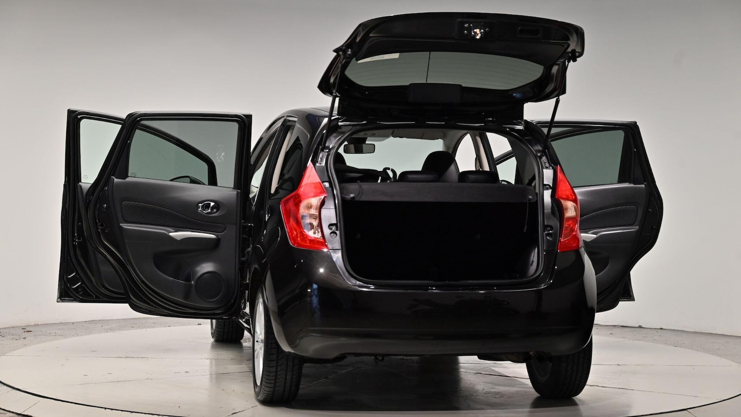 Used Nissan Note 2015 for sale - 76886377: Photo 64