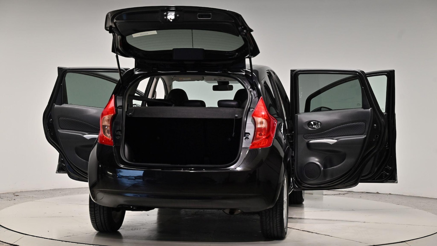 Used Nissan Note 2015 for sale - 76886377: Photo 66