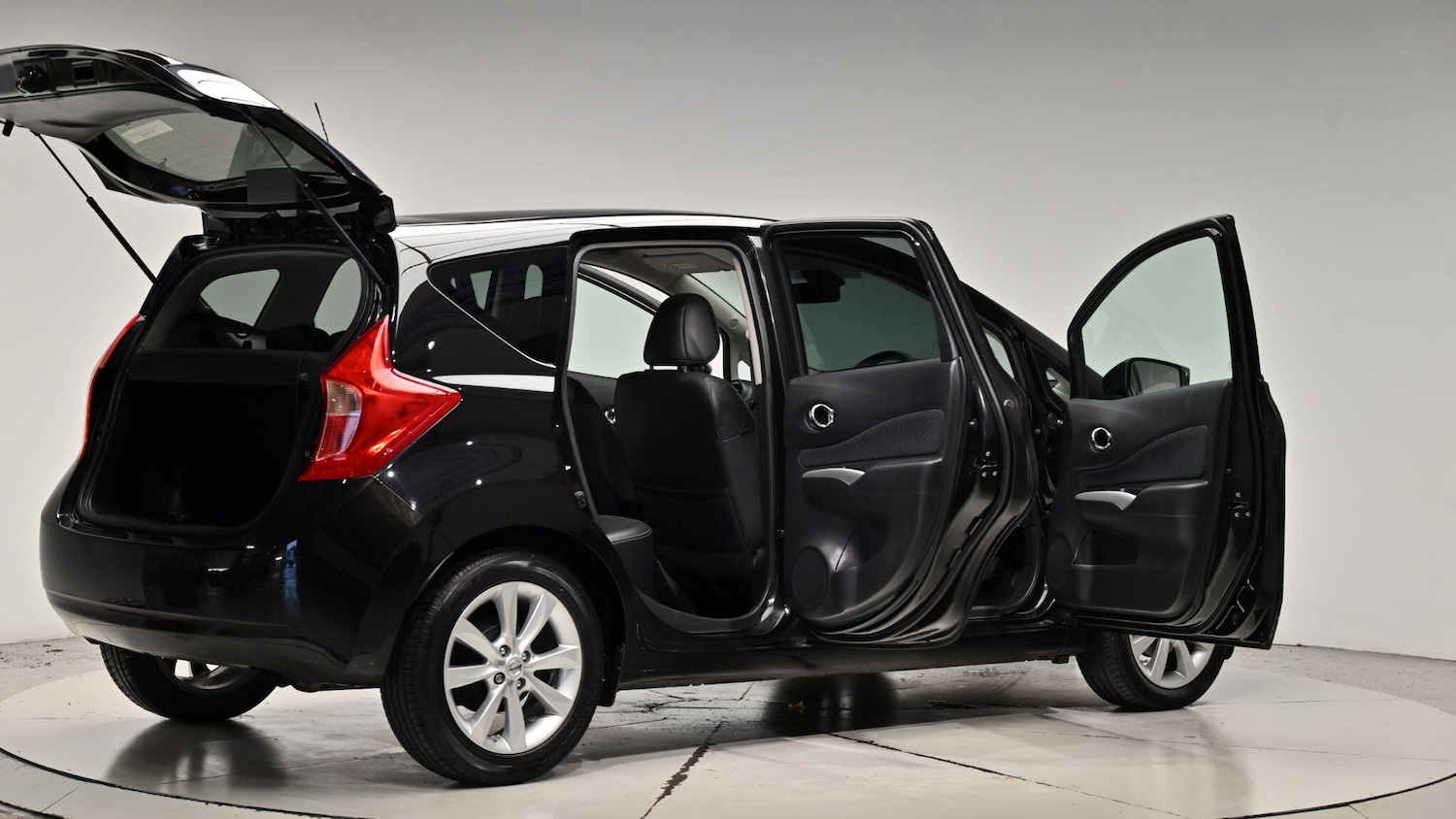 Used Nissan Note 2015 for sale - 76886377: Photo 70