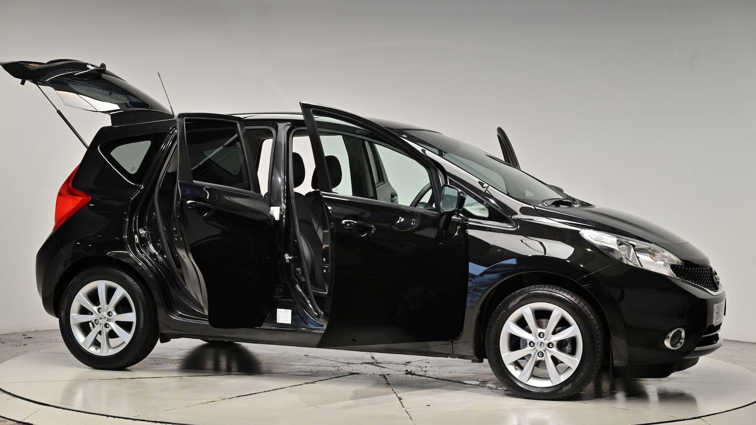 Used Nissan Note 2015 for sale - 76886377: Photo 76