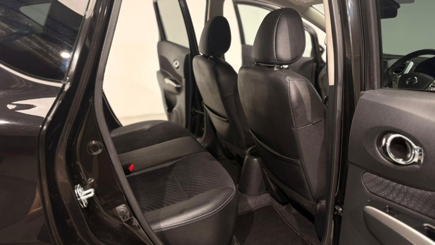 Used Nissan Note 2015 for sale - 76886377: Photo 83