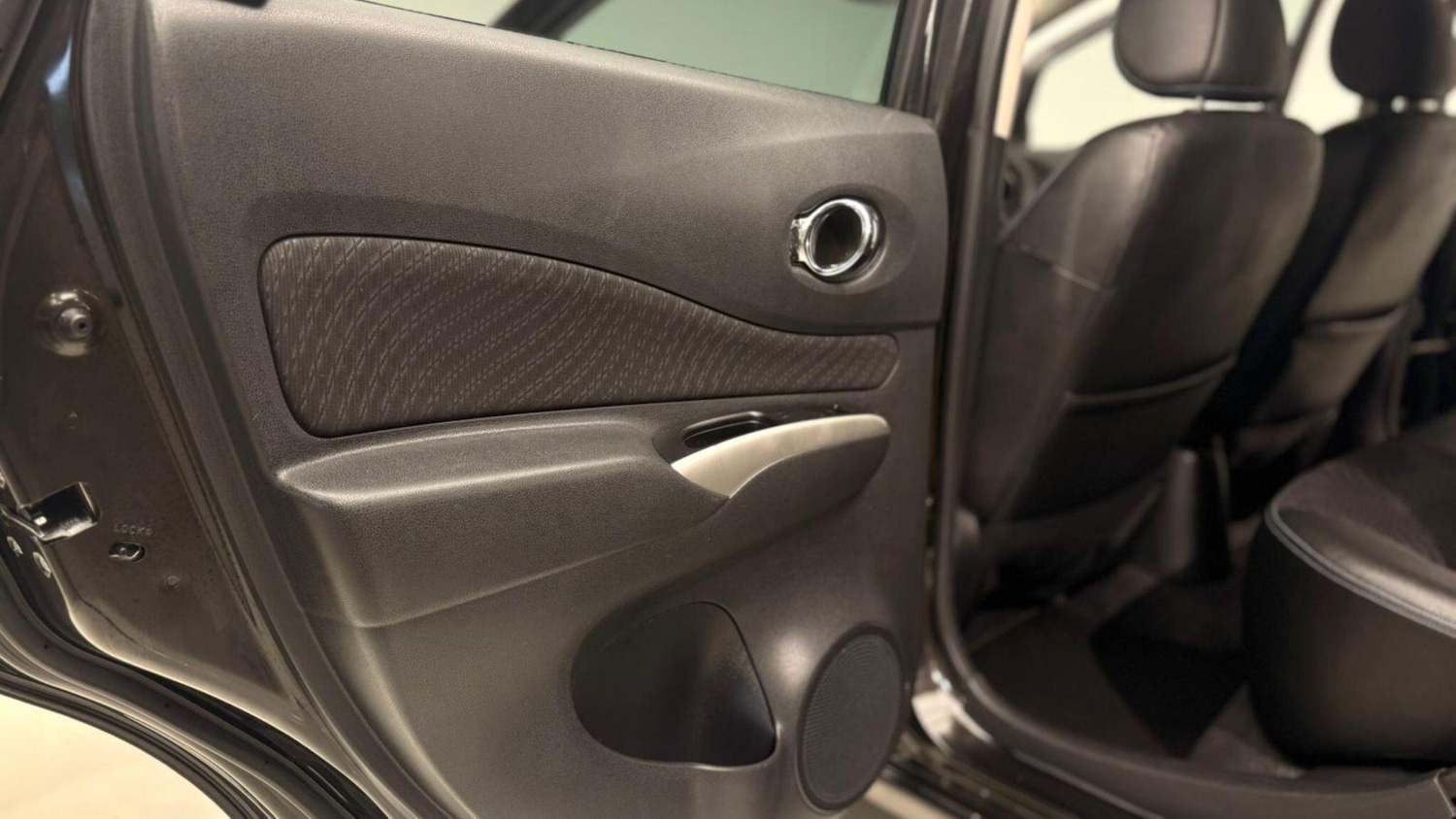 Used Nissan Note 2015 for sale - 76886377: Photo 86