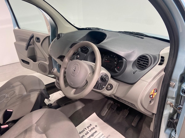 Used Renault Kangoo 2010 for sale - 76239638: Photo 19