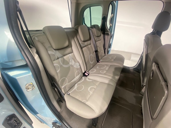 Used Renault Kangoo 2010 for sale - 76239638: Photo 24