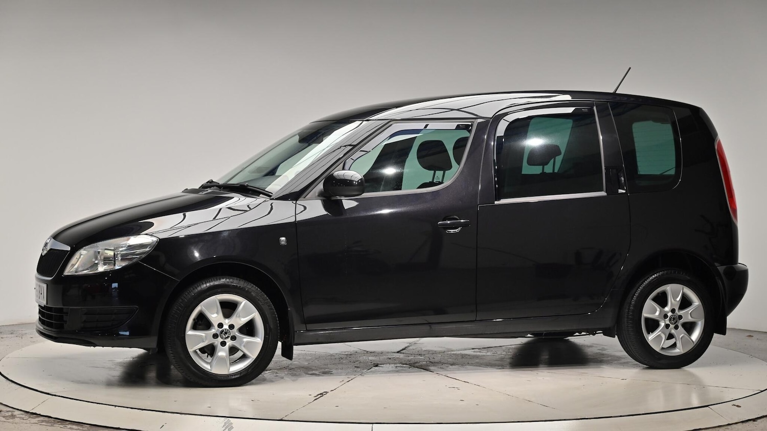 Used Skoda Roomster 2015 for sale - 76512758: Photo 18