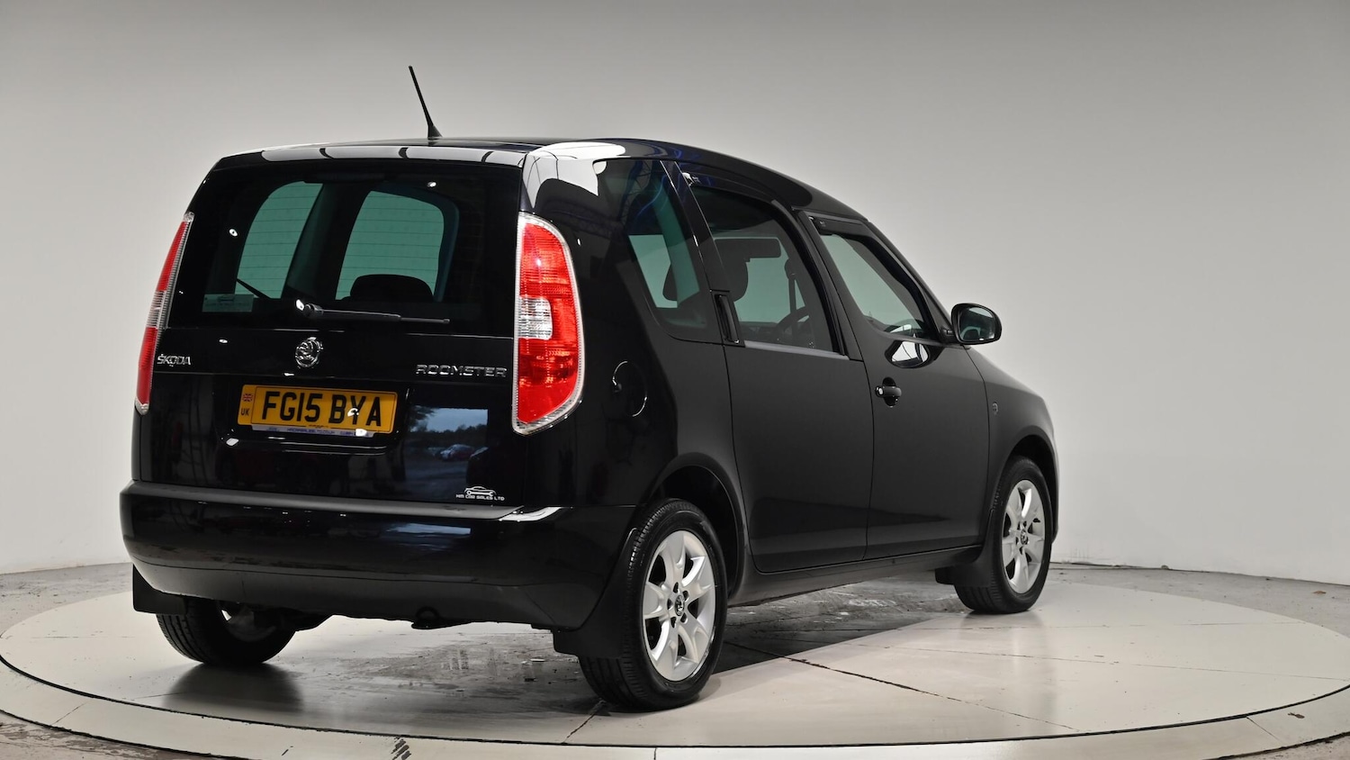 Used Skoda Roomster 2015 for sale - 76512758: Photo 32