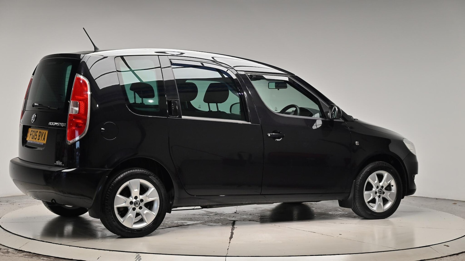Used Skoda Roomster 2015 for sale - 76512758: Photo 35