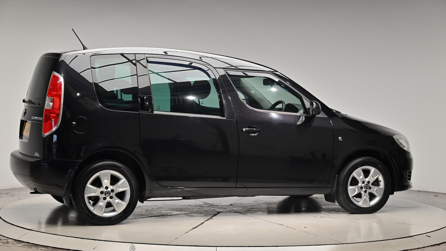 Used Skoda Roomster 2015 for sale - 76512758: Photo 36