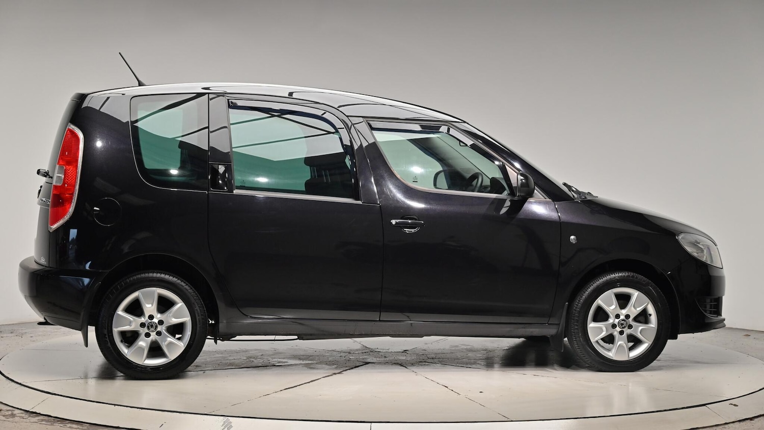 Used Skoda Roomster 2015 for sale - 76512758: Photo 37