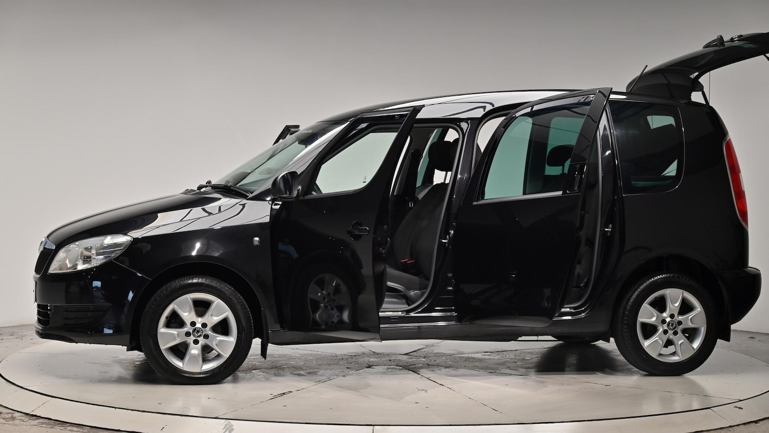 Used Skoda Roomster 2015 for sale - 76512758: Photo 55