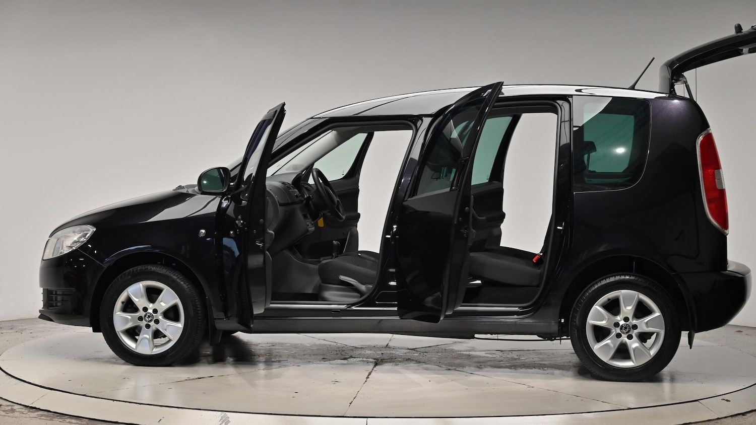 Used Skoda Roomster 2015 for sale - 76512758: Photo 57