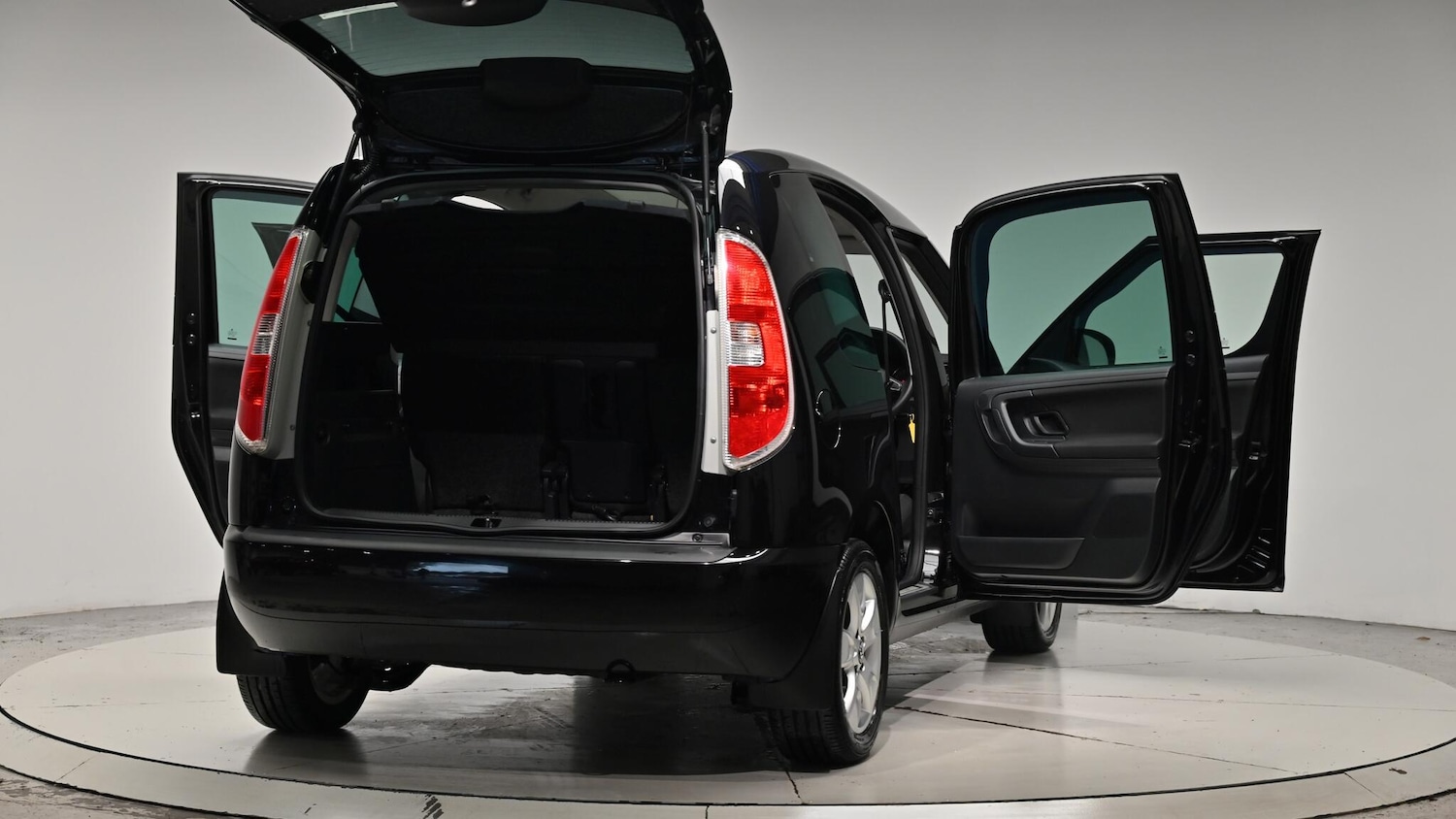 Used Skoda Roomster 2015 for sale - 76512758: Photo 67