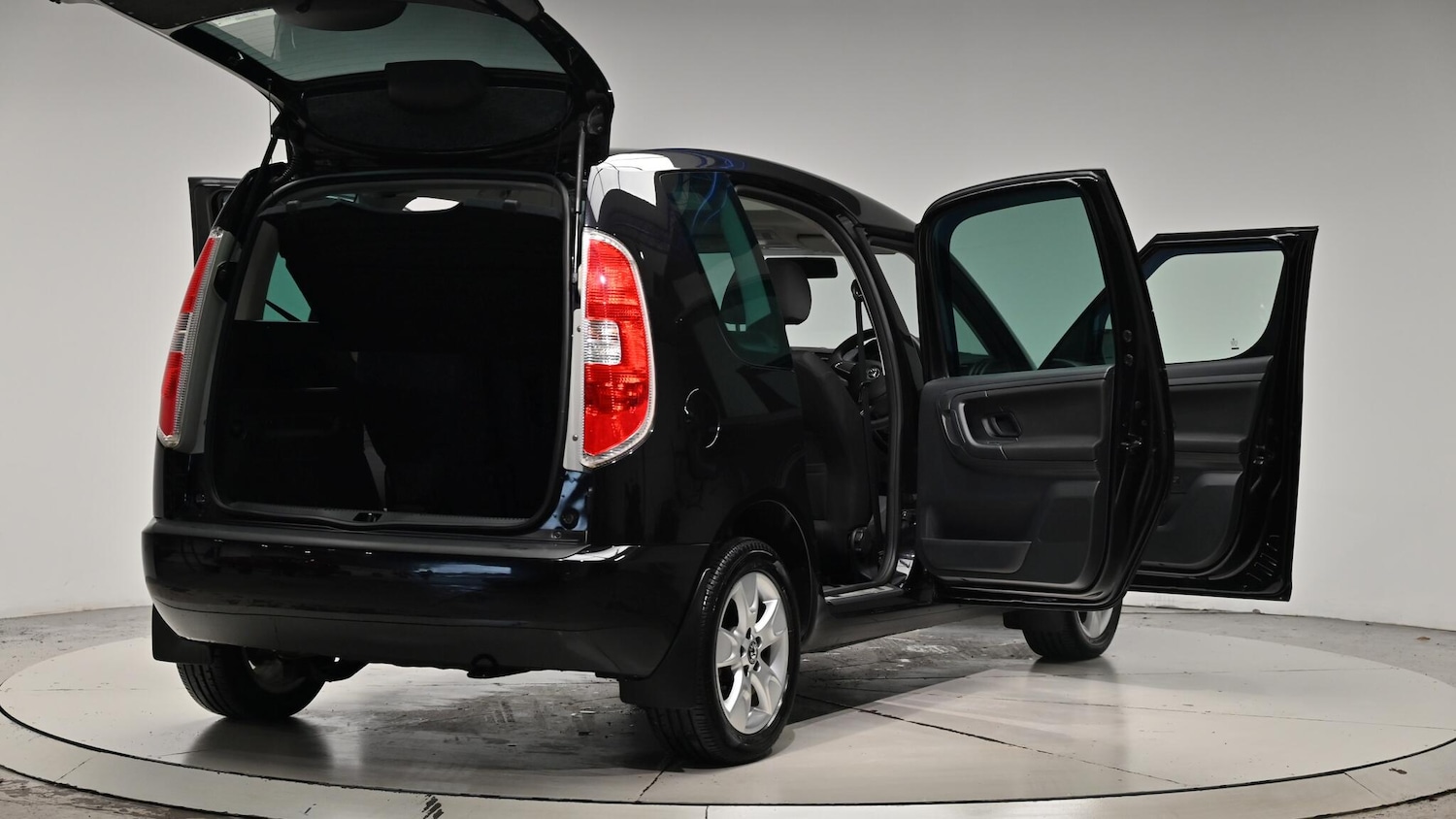 Used Skoda Roomster 2015 for sale - 76512758: Photo 68