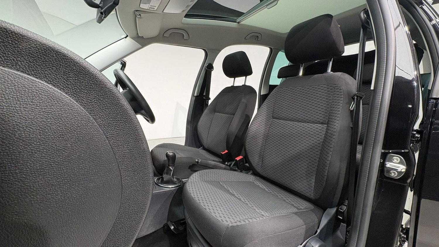 Used Skoda Roomster 2015 for sale - 76512758: Photo 84