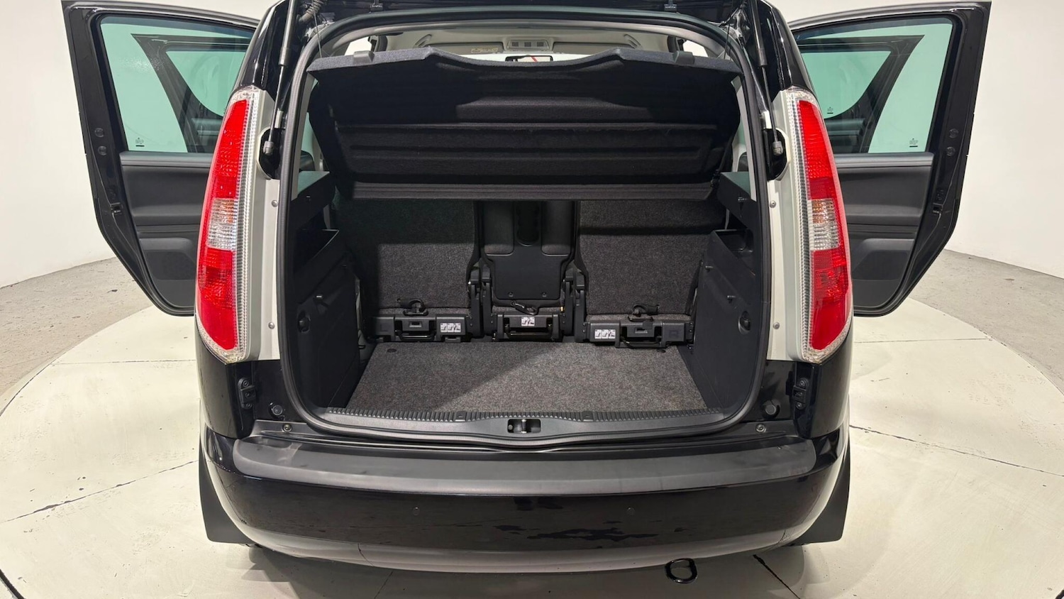 Used Skoda Roomster 2015 for sale - 76512758: Photo 89