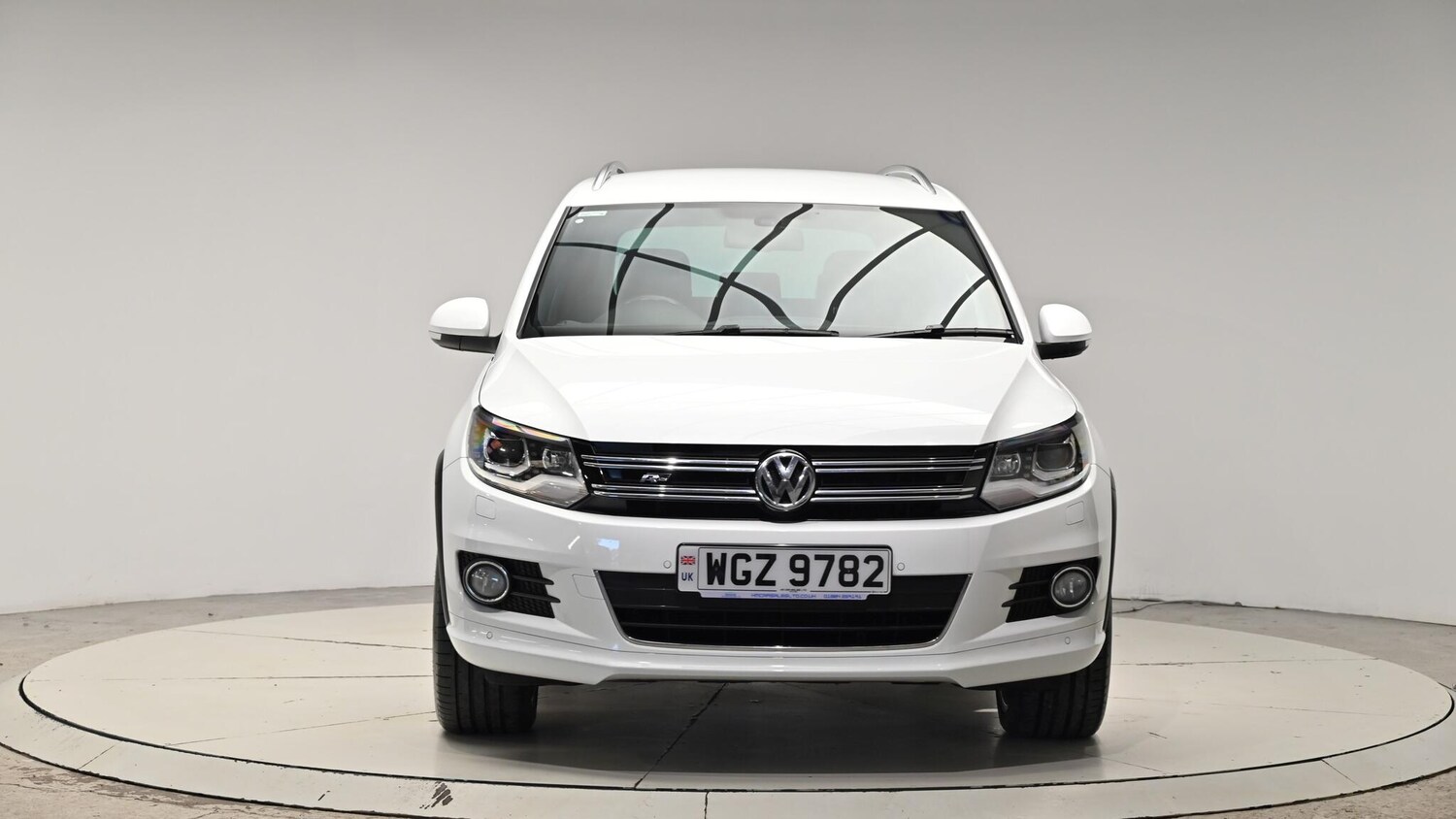 Used Volkswagen Tiguan 2015 for sale - 76613185: Photo 11