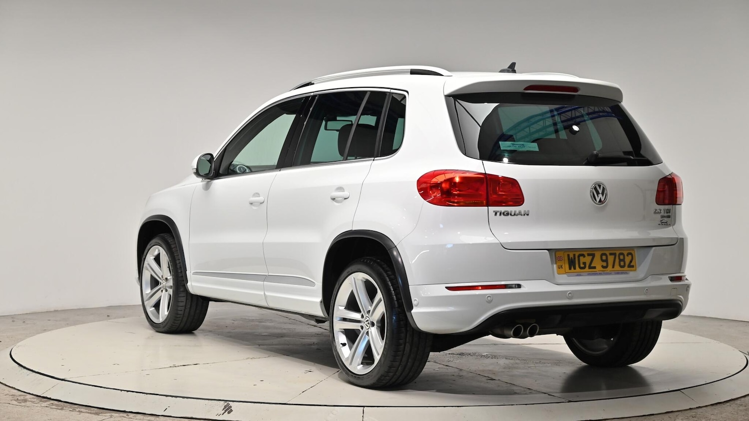 Used Volkswagen Tiguan 2015 for sale - 76613185: Photo 26