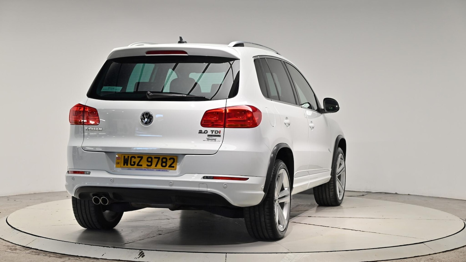 Used Volkswagen Tiguan 2015 for sale - 76613185: Photo 31