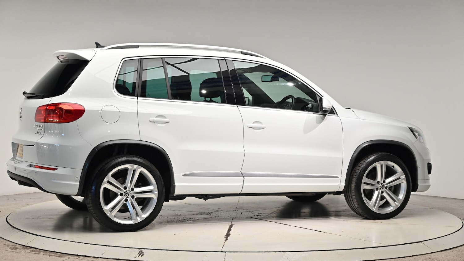 Used Volkswagen Tiguan 2015 for sale - 76613185: Photo 36