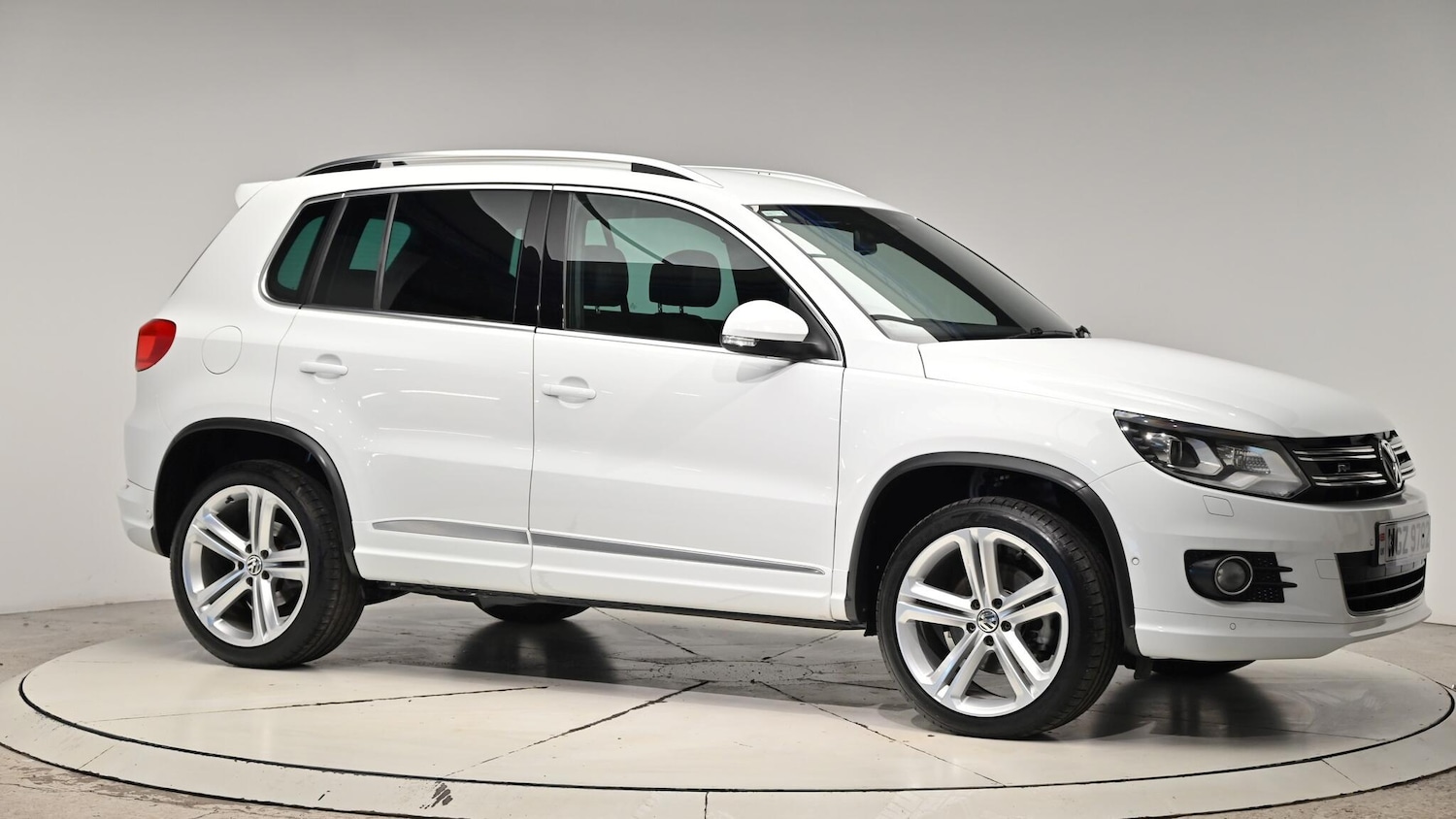 Used Volkswagen Tiguan 2015 for sale - 76613185: Photo 41