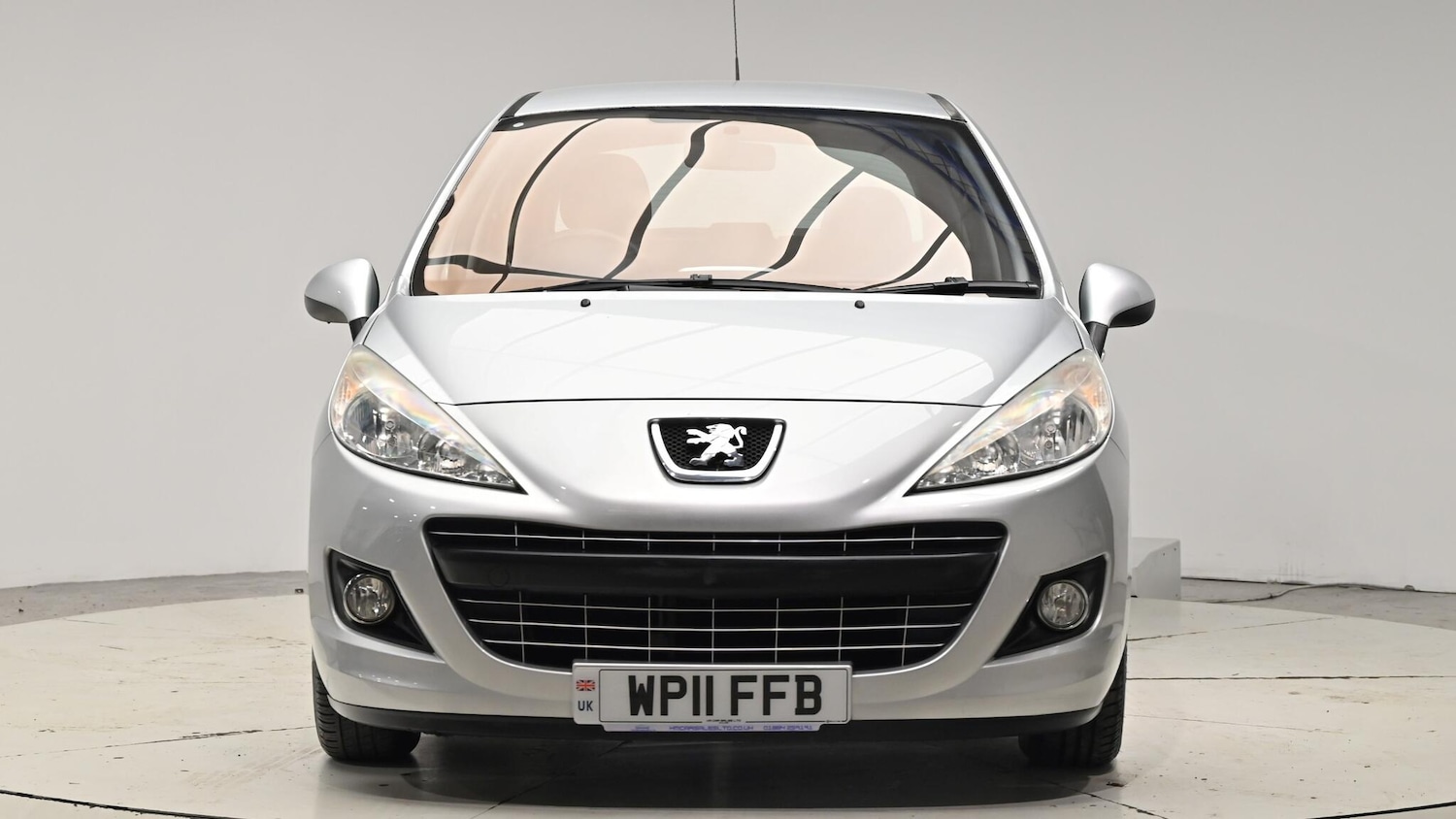 Used Peugeot 207 2011 for sale - 76701929: Photo 2