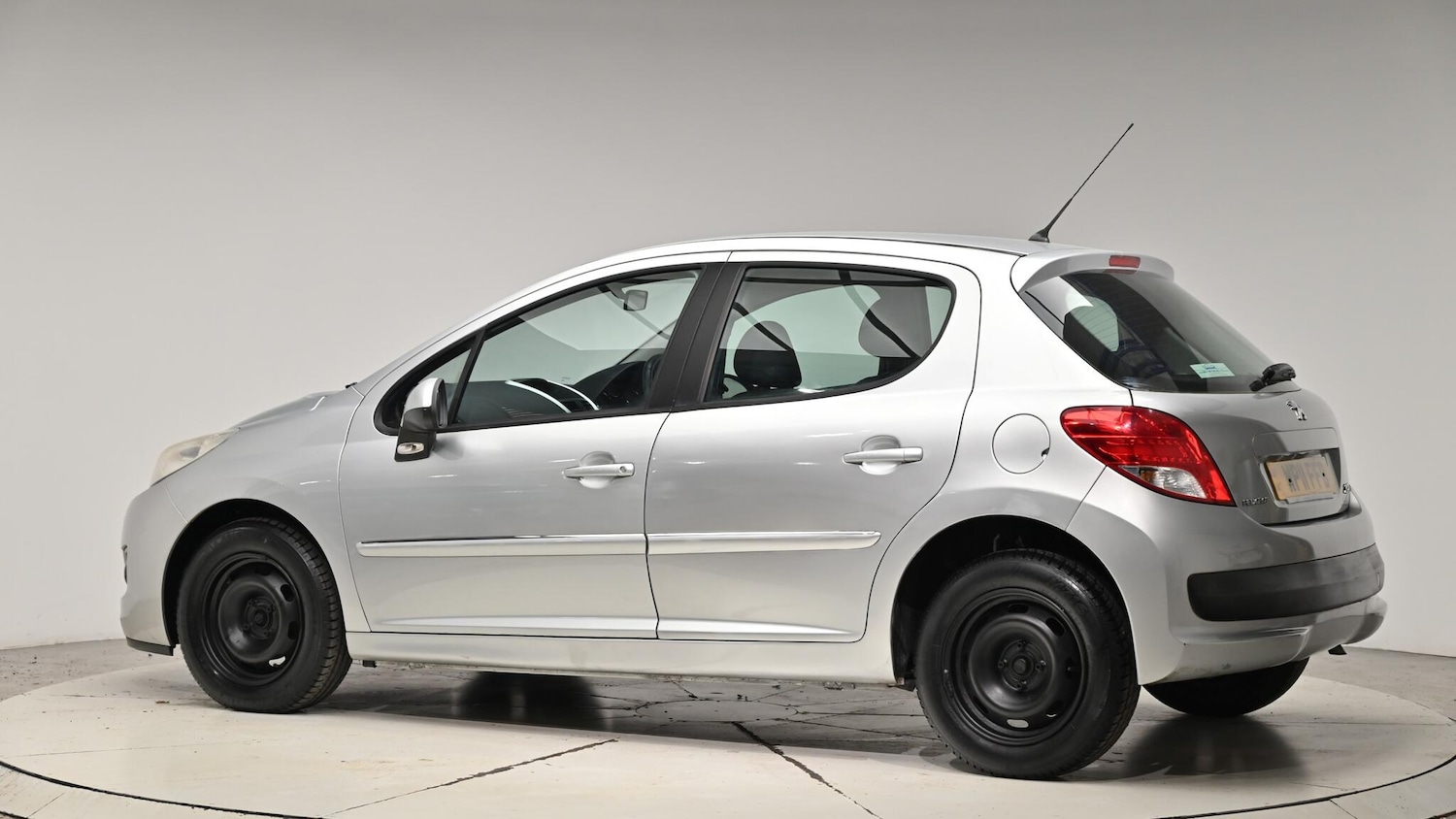 Used Peugeot 207 2011 for sale - 76701929: Photo 23