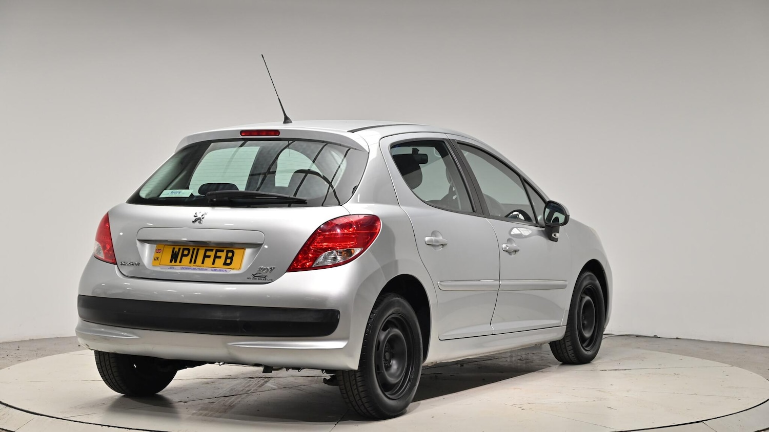 Used Peugeot 207 2011 for sale - 76701929: Photo 32