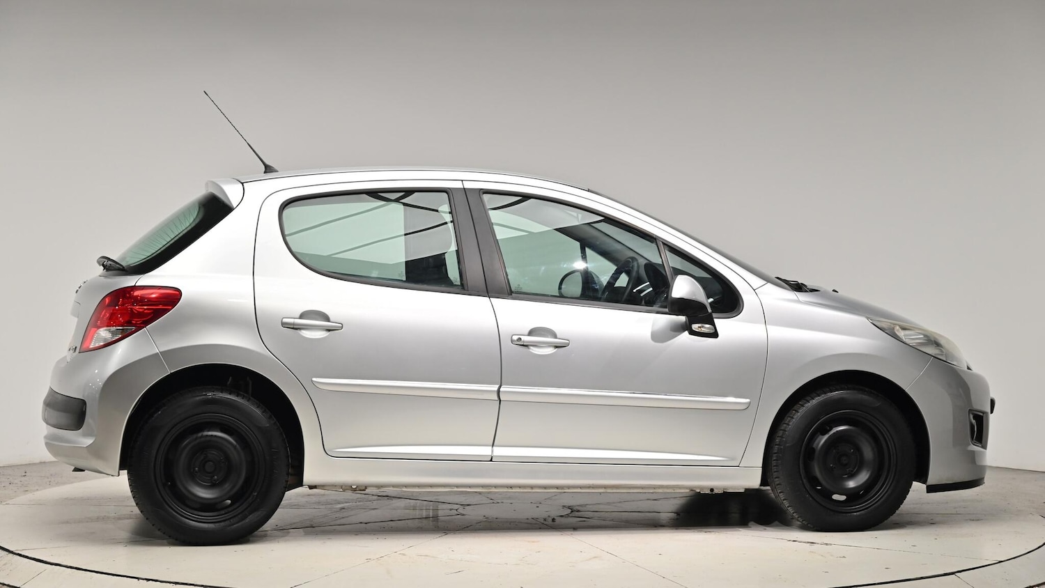 Used Peugeot 207 2011 for sale - 76701929: Photo 37