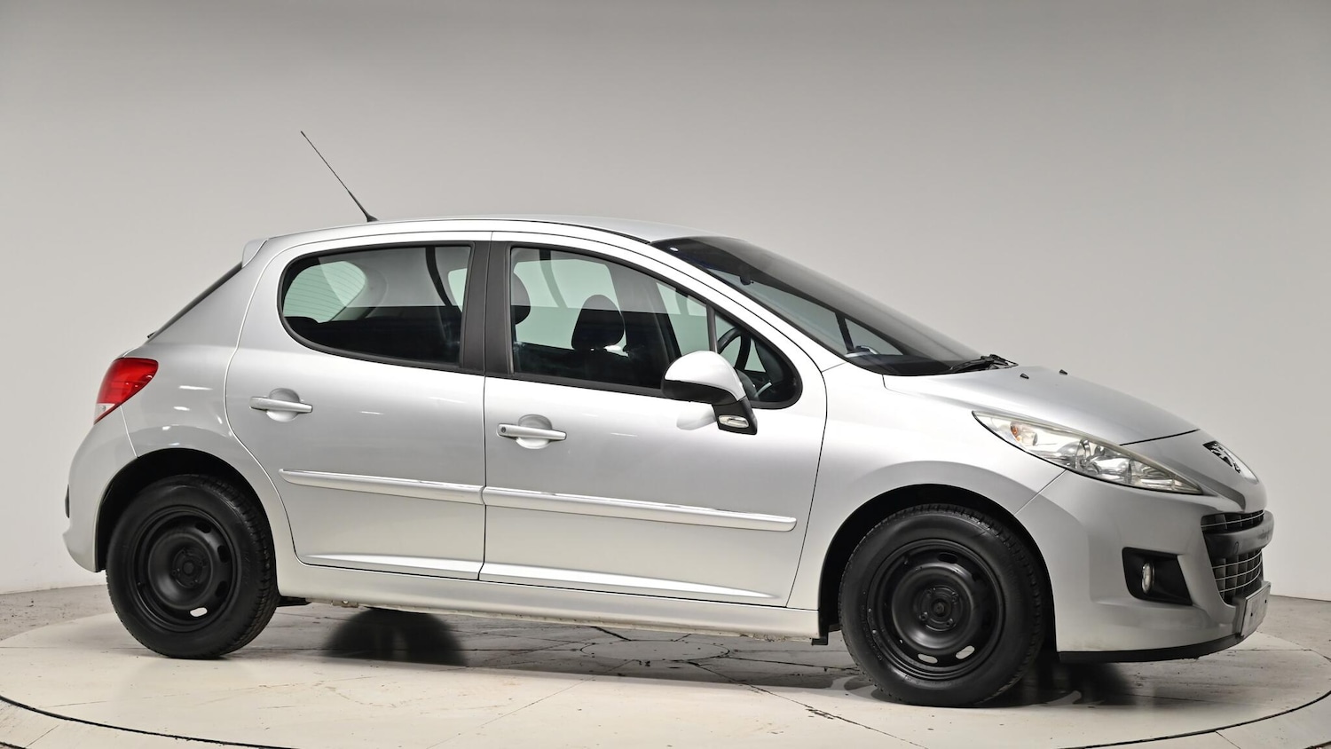 Used Peugeot 207 2011 for sale - 76701929: Photo 40