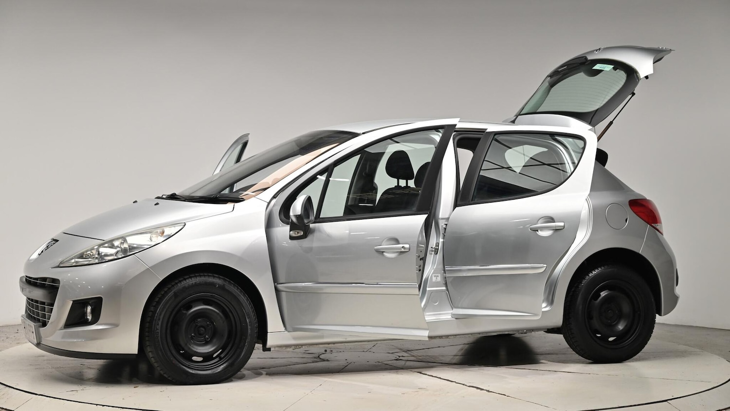 Used Peugeot 207 2011 for sale - 76701929: Photo 54