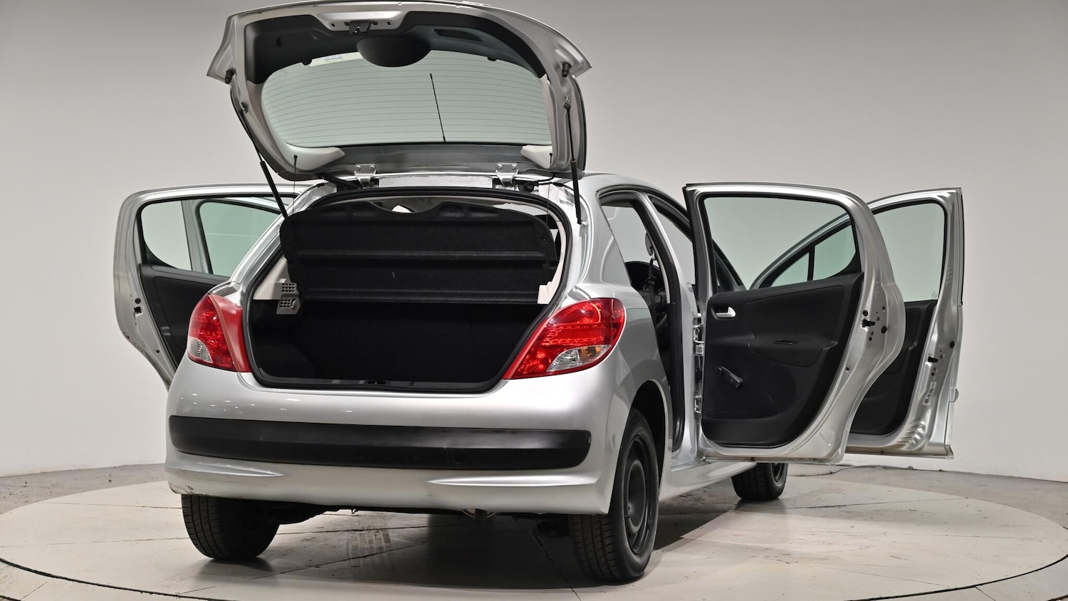 Used Peugeot 207 2011 for sale - 76701929: Photo 67