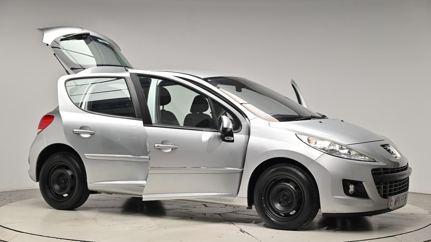 Used Peugeot 207 2011 for sale - 76701929: Photo 77