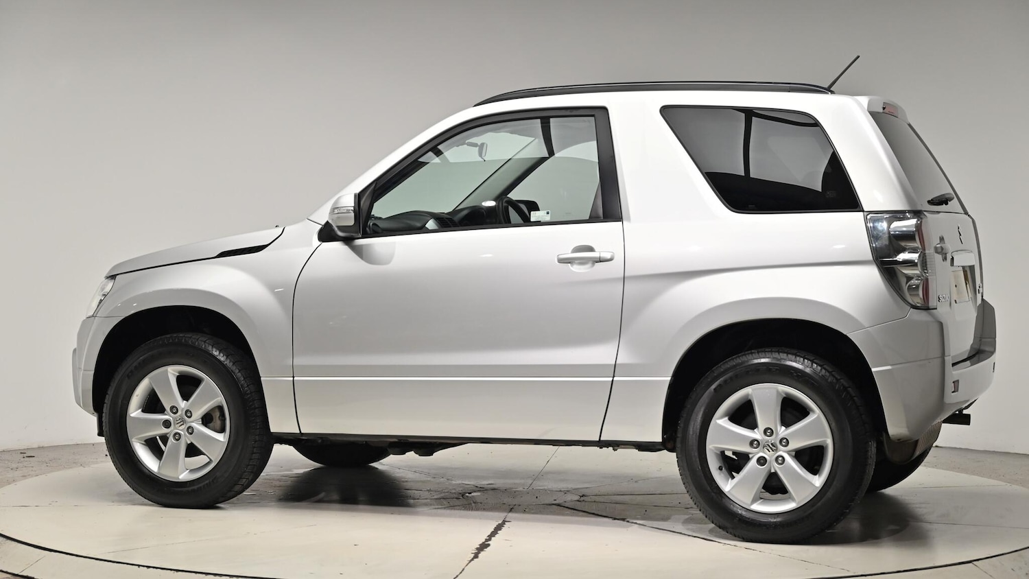 Used Suzuki Grand Vitara 2011 for sale - 76752653: Photo 22