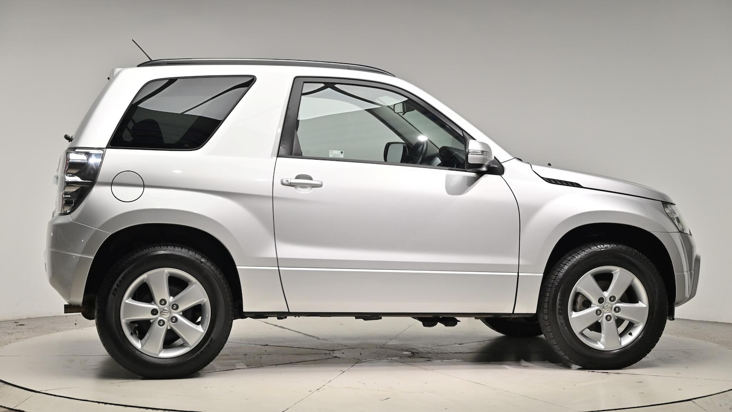 Used Suzuki Grand Vitara 2011 for sale - 76752653: Photo 37