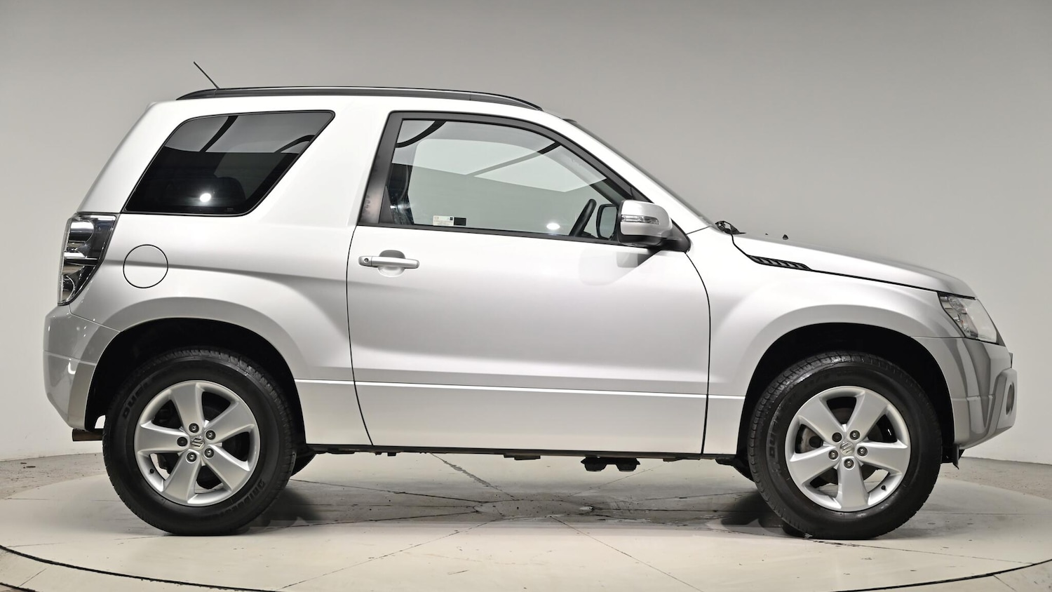 Used Suzuki Grand Vitara 2011 for sale - 76752653: Photo 38